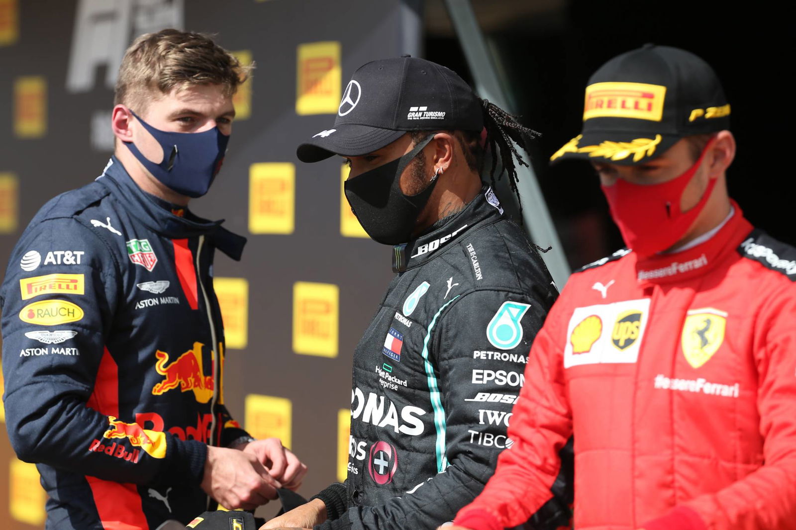 Red Bull membela pitstop F1 GP Inggris yang terlambat dari Verstappen